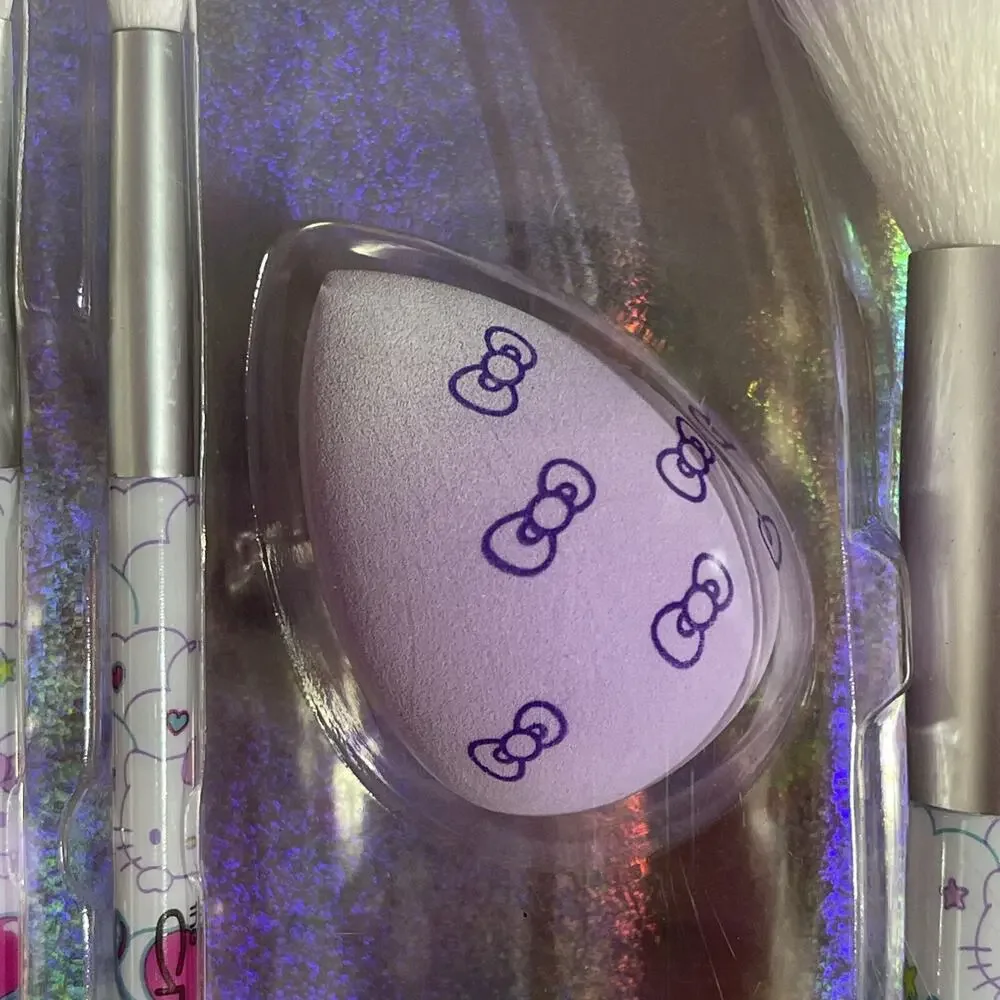 The Creme Shop x Sanrio Hello Kitty Makeup Brush & Sponge Set Cutie Complexion 4
